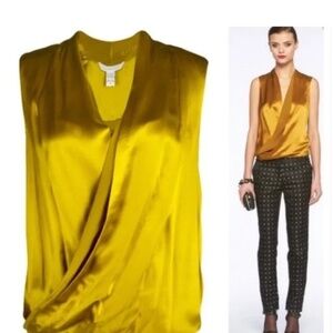 DIANE VON FURSTENBERG TOP SIZE 10